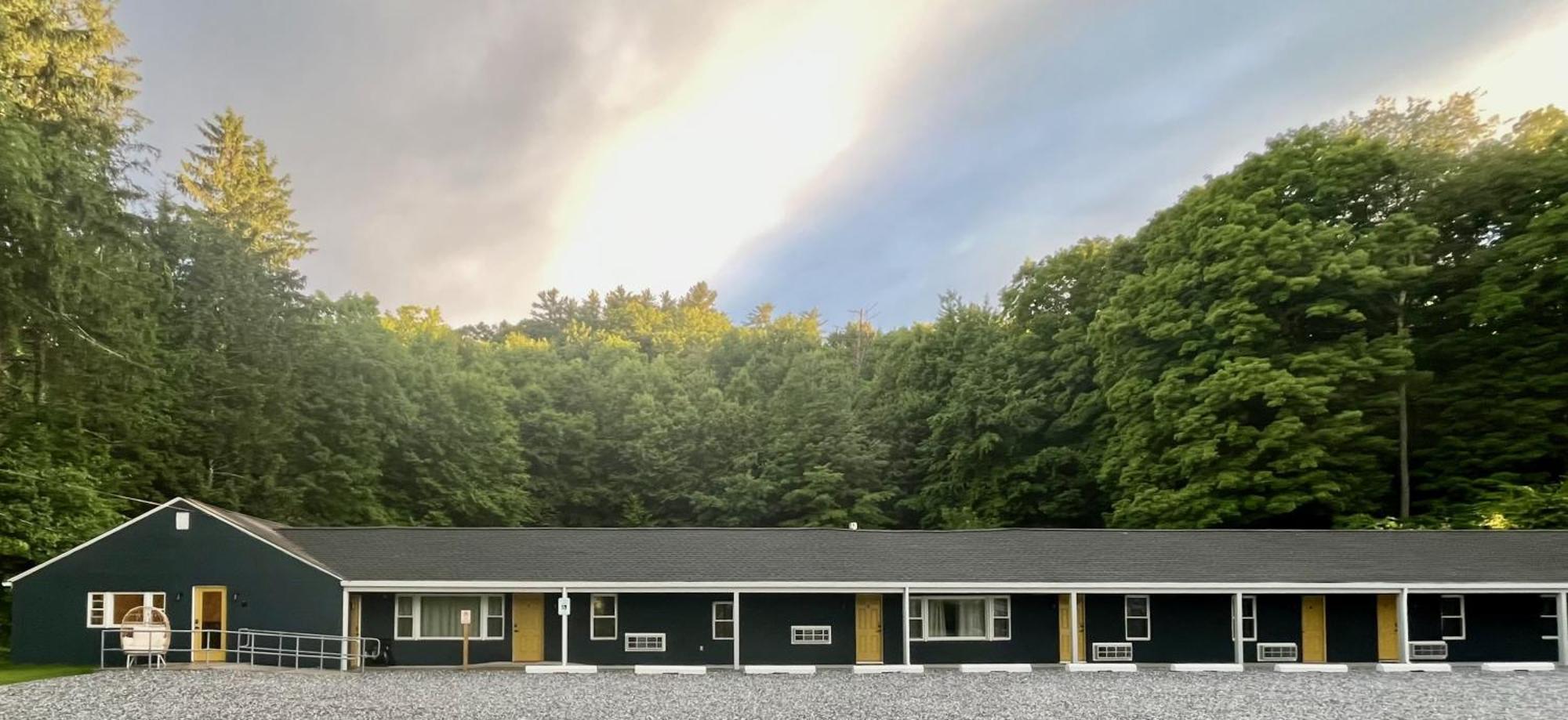 East Rock Inn Great Barrington Extérieur photo