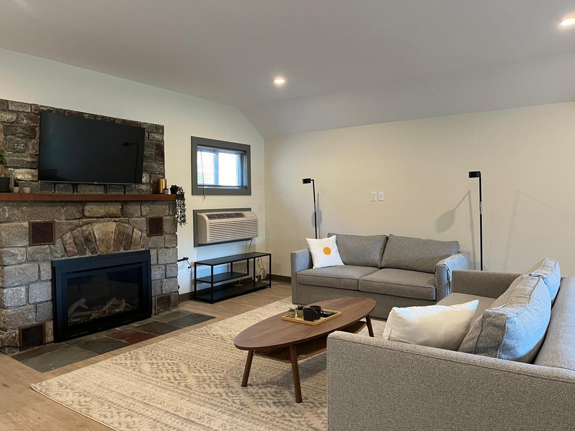 East Rock Inn Great Barrington Extérieur photo
